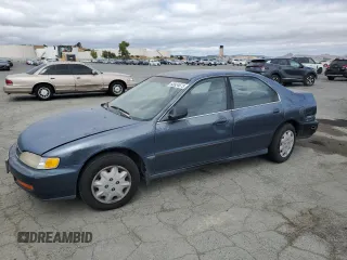 1997 Honda Accord LX с VIN 1HGCD5630VA082394, выставлен на аукционе Copart как лот 65924675 с пробегом 275 134 миль миль и Списание • Salvage title. История ставок и продаж доступна на DreamBid. Изображение 1.