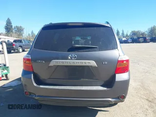 2008 Toyota Highlander z VIN JTEDS41A182049522, wystawiony jako IAAI lot #40484437 z przebiegiem 159 595 mil mil oraz . Historia ofert i sprzedaży dostępna na DreamBid. Obrazek 16.