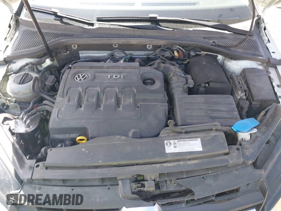 2015 Volkswagen Golf SportWagen TDI SE with VIN 3VWCA7AU2FM507053, listed as a IAAI auction lot 42117396 with 124,946 mi miles. Bid and sale history available at carsss.com. Image 10.