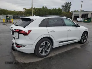 2022 Audi e-tron Premium with VIN WA1AAAGE9NB038342, listed as a Copart auction lot 46429375 with 39,636 mi miles and Non Repairable. Bid and sale history available at DreamBid. Image 3.