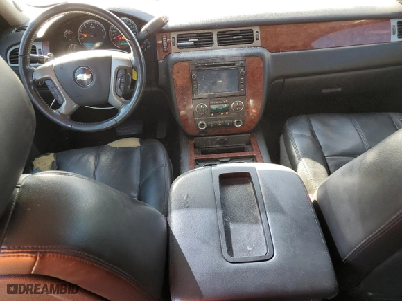 2011 Chevrolet Avalanche LTZ with VIN 3GNTKGE39BG255853, listed as a Copart auction lot 80538684 with 206,685 mi miles and Salvage Title. Bid and sale history available at carsss.com. Image 8.