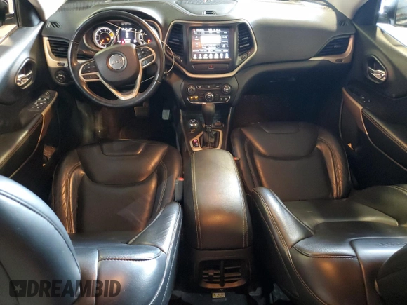 2017 Jeep Cherokee Latitude z VIN 1C4PJMCB5HW660222, wystawiony jako Copart lot #63099205 z przebiegiem 129 387 mil mil oraz Szkoda całkowita • Salvage title. Historia ofert i sprzedaży dostępna na DreamBid. Obrazek 8.
