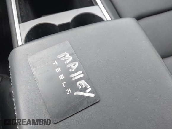 2023 Tesla Model Y Long Range z VIN 7SAYGDEE0PF840787, wystawiony jako IAAI lot #42172489 z przebiegiem 16 314 mil mil oraz . Historia ofert i sprzedaży dostępna na DreamBid. Obrazek 11.