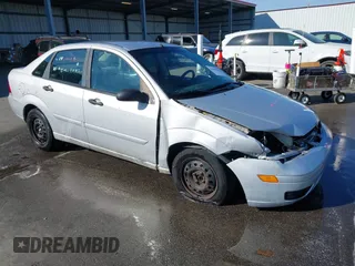 2007 Ford Focus S with VIN 1FAFP34N17W358685, listed as a IAAI auction lot 41862981 with 208,647 mi miles. Bid and sale history available at carsss.com. Image 1.