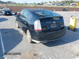2008 Toyota Prius z VIN JTDKB20U283370216, wystawiony jako IAAI lot #42464811 z przebiegiem 201 670 mil mil oraz . Historia ofert i sprzedaży dostępna na DreamBid. Obrazek 3.