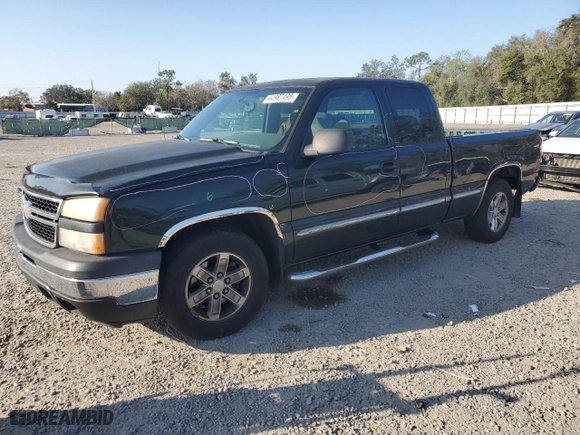 2007 Chevrolet Silverado 1500 Classic Work Truck with VIN 1GCEC19X97Z148012, listed as a Copart auction lot 44987495 with 250,031 mi miles and Salvage Title. Bid and sale history available at carsss.com. Image 1.