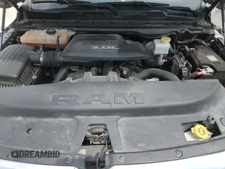 2021 Ram 1500 Limited z VIN 1C6SRFHM3MN815513, wystawiony jako Copart lot #70421615 z przebiegiem 82 755 mil mil oraz Szkoda całkowita • Salvage title. Historia ofert i sprzedaży dostępna na DreamBid. Obrazek 15.