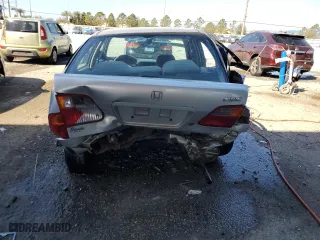2000 Honda Civic VP with VIN 2HGEJ6614YH592338, listed as a Copart auction lot 44625655 with 124,155 mi miles and Salvage Title. Bid and sale history available at carsss.com. Image 6.