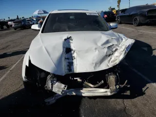 2016 Audi A4 Premium with VIN WAUAFAFL7GN014059, listed as a Copart auction lot 86750684 with 0 mi miles and Clean Title. Bid and sale history available at carsss.com. Image 5.
