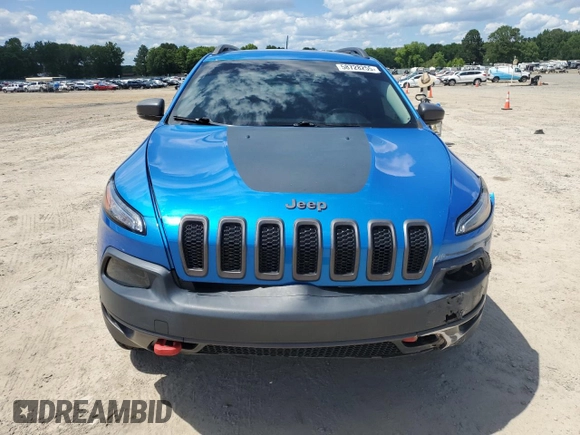 2018 Jeep Cherokee Trailhawk with VIN 1C4PJMBB4JD526014, listed as a Copart auction lot 58728255 with 76,655 mi miles and Salvage title. Bid and sale history available at DreamBid. Image 5.