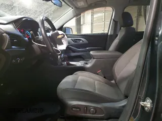 2019 Chevrolet Traverse LT Cloth with VIN 1GNEVGKW5KJ179058, listed as a Copart auction lot 72695084 with 101,906 mi miles and Salvage Title. Bid and sale history available at carsss.com. Image 7.