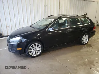 2013 Volkswagen Jetta SportWagen S with VIN 3VWPP7AJ2DM640379, listed as a Copart auction lot 52508435 with 161,789 mi miles and Non Repairable. Bid and sale history available at carsss.com. Image 1.