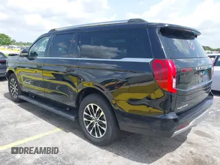 2025 Ford Expedition z VIN 1FMJK1M89SEA17806, wystawiony jako IAAI lot #42438561 z przebiegiem 3 269 mil mil oraz . Historia ofert i sprzedaży dostępna na DreamBid. Obrazek 3.