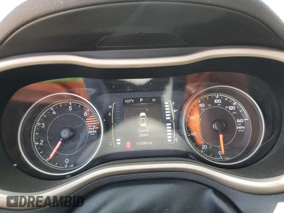 2016 Jeep Cherokee Altitude z VIN 1C4PJLCB2GW171155, wystawiony jako Copart lot #63656425 z przebiegiem 112 589 mil mil oraz Szkoda całkowita • Salvage title. Historia ofert i sprzedaży dostępna na DreamBid. Obrazek 9.
