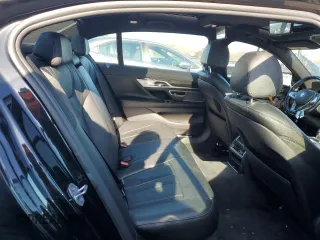 2018 BMW 7 Series 740i xDrive with VIN WBA7E4C56JGV28100, listed as a Copart auction lot 41079924 with 63,891 mi miles. Bid and sale history available at carsss.com. Image 10.