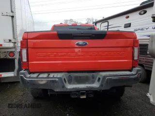 2022 Ford F-350 XL z VIN 1FT8W3BT9NEE28735, wystawiony jako Copart lot #78842734 z przebiegiem 35 872 mil mil oraz Szkoda całkowita • Salvage title. Historia ofert i sprzedaży dostępna na DreamBid. Obrazek 6.