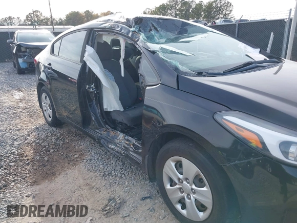 2018 Kia Forte LX with VIN 3KPFK4A72JE246449, listed as a IAAI auction lot 41096242 with 92,539 mi miles. Bid and sale history available at carsss.com. Image 20.