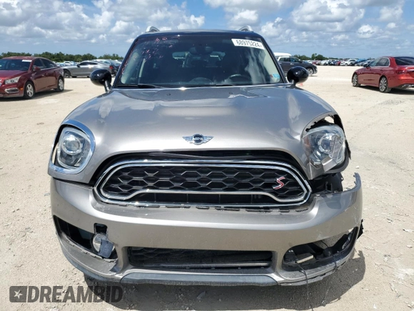 2018 MINI Countryman Cooper S with VIN WMZYT3C36J3D99260, listed as a Copart auction lot 68975224 with 39,292 mi miles and Non Repairable. Bid and sale history available at carsss.com. Image 5.