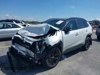 2024 Toyota RAV4 Hybrid XSE with VIN 2T3E6RFV9RW077941, listed as a IAAI auction lot 42012134 with 31,009 mi miles and . Bid and sale history available at DreamBid. Image 17.