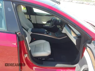 2022 Tesla Model S с VIN 5YJSA1E55NF491593, выставлен на аукционе IAAI как лот 42223771 с пробегом 58 875 миль миль и . История ставок и продаж доступна на DreamBid. Изображение 5.