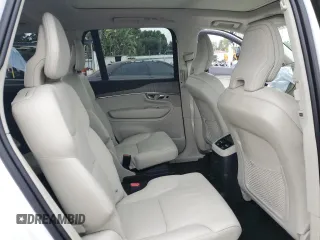 2023 Volvo XC90 Plus z VIN YV4H600N6P1975522, wystawiony jako Copart lot #57581404 z przebiegiem 6 683 mil mil oraz Szkoda całkowita • Salvage title. Historia ofert i sprzedaży dostępna na DreamBid. Obrazek 11.
