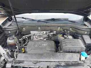 2020 Volkswagen Atlas SE z VIN 1V2DP2CA4LC500273, wystawiony jako IAAI lot #42364554 z przebiegiem 133 682 mil mil oraz . Historia ofert i sprzedaży dostępna na DreamBid. Obrazek 10.