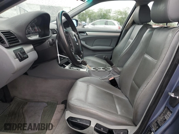 2002 BMW 3 Series 325i z VIN WBAEV33422KL76629, wystawiony jako Copart lot #55830295 z przebiegiem Nie podano mil oraz Szkody całkowita. Historia ofert i sprzedaży dostępna na DreamBid. Obrazek 7.