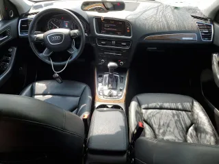 2017 Audi Q5 Premium Plus z VIN WA1L2AFP0HA041097, wystawiony jako Copart lot #58710085 z przebiegiem 115 407 mil mil oraz Szkoda całkowita • Salvage title. Historia ofert i sprzedaży dostępna na DreamBid. Obrazek 8.