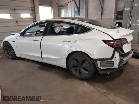2020 Tesla Model 3 Long Range z VIN 5YJ3E1EB7LF619120, wystawiony jako IAAI lot #41334485 z przebiegiem Nie podano mil oraz . Historia ofert i sprzedaży dostępna na DreamBid. Obrazek 3.