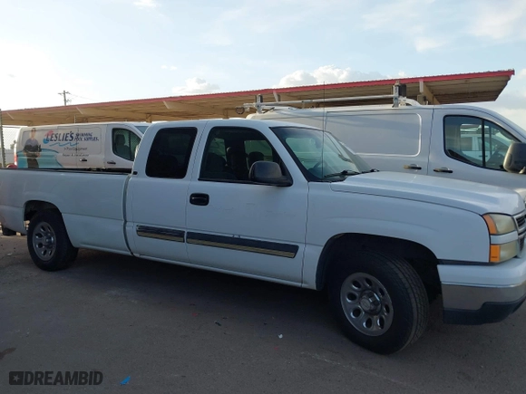 2006 Chevrolet Silverado 1500 LT1 with VIN 1GCEC19Z66E179161, listed as a IAAI auction lot 41886283 with 228,308 mi miles. Bid and sale history available at carsss.com. Image 13.