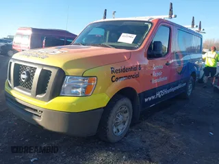 2021 Nissan NV Cargo SV z VIN 1N6BF0KY3MN800985, wystawiony jako IAAI lot #41237984 z przebiegiem 120 472 mil mil oraz . Historia ofert i sprzedaży dostępna na DreamBid. Obrazek 19.