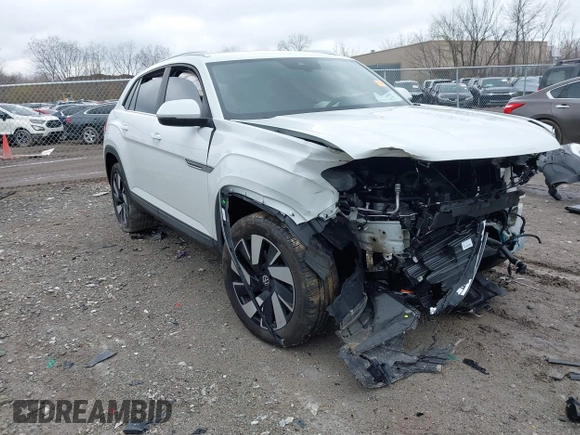 2024 Volkswagen Atlas SE with VIN 1V2KE2CA3RC235187, listed as a IAAI auction lot 42017847 with 12,575 mi miles and . Bid and sale history available at DreamBid. Image 1.
