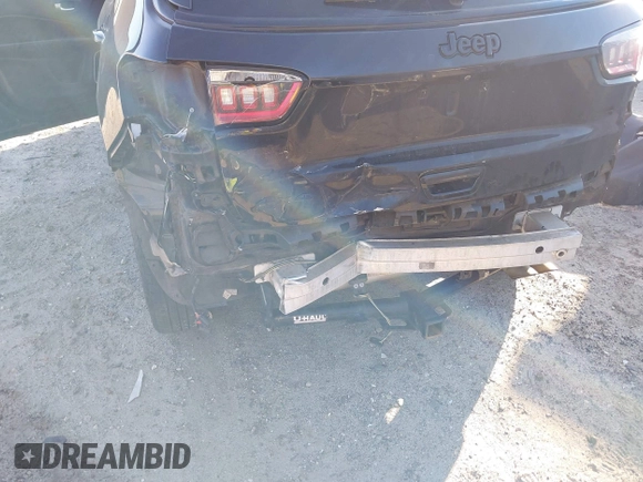 2019 Jeep Compass Latitude with VIN 3C4NJDBB1KT661261, listed as a IAAI auction lot 41883403 with 207,304 mi miles and . Bid and sale history available at DreamBid. Image 6.