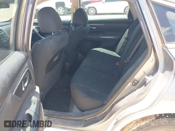 2015 Nissan Altima S z VIN 1N4AL3AP7FN406366, wystawiony jako IAAI lot #42503152 z przebiegiem 204 870 mil mil oraz . Historia ofert i sprzedaży dostępna na DreamBid. Obrazek 8.