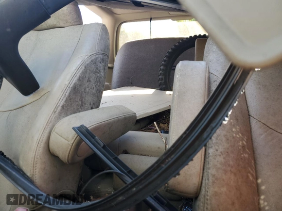 2000 Lexus RX 300 with VIN JT6GF10U3Y0057270, listed as a Copart auction lot 65933004 with 0 mi miles and Salvage Title. Bid and sale history available at carsss.com. Image 10.