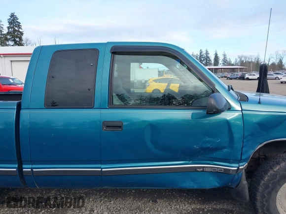 1997 Chevrolet Silverado 1500 with VIN 2GCEK19R2V1262153, listed as a IAAI auction lot 41752380 with 151,375 mi miles and . Bid and sale history available at DreamBid. Image 13.