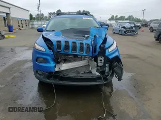2018 Jeep Cherokee Latitude Tech Connect z VIN 1C4PJMCB1JD543335, wystawiony jako Copart lot #61581975 z przebiegiem 83 918 mil mil oraz Szkoda całkowita • Salvage title. Historia ofert i sprzedaży dostępna na DreamBid. Obrazek 13.