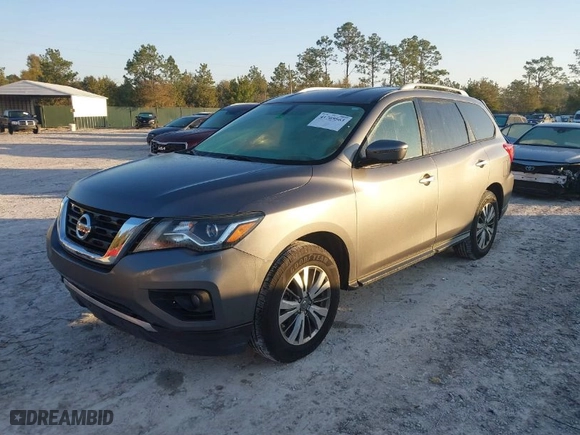 2019 Nissan Pathfinder S with VIN 5N1DR2MM1KC620322, listed as a IAAI auction lot 41769563 with 61,043 mi miles. Bid and sale history available at carsss.com. Image 2.