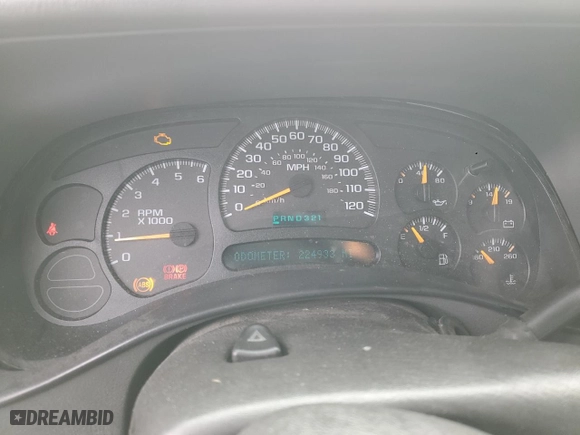 2004 GMC Sierra 1500 SLT with VIN 1GTEK19TX4E363269, listed as a Copart auction lot 44167365 with 224,933 mi miles and Salvage Title. Bid and sale history available at carsss.com. Image 9.