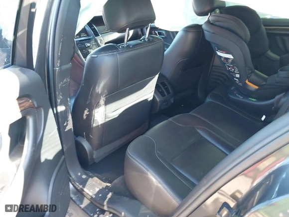 2015 Ford Taurus Limited with VIN 1FAHP2F89FG168636, listed as a IAAI auction lot 41729615 with 126,605 mi miles. Bid and sale history available at carsss.com. Image 8.