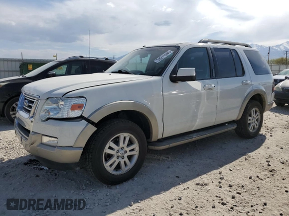 2010 Ford Explorer Eddie Bauer z VIN 1FMEU7E87AUB12835, wystawiony jako Copart lot #53271045 z przebiegiem 154 046 mil mil oraz Szkoda całkowita • Salvage title. Historia ofert i sprzedaży dostępna na DreamBid. Obrazek 1.