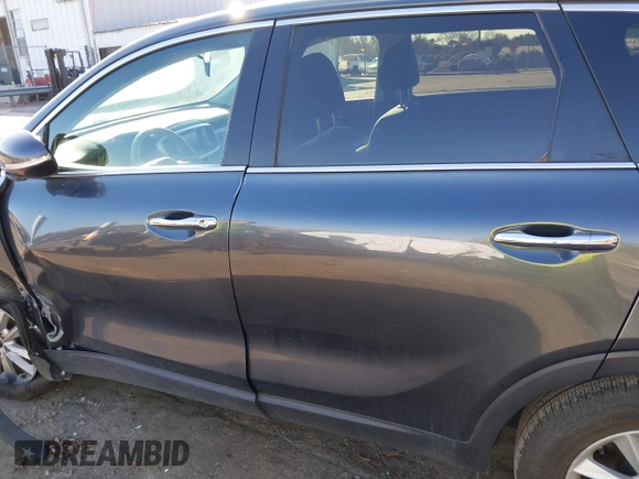 2020 Kia Sorento L with VIN 5XYPG4A31LG662078, listed as a IAAI auction lot 41537124 with 65,976 mi miles. Bid and sale history available at carsss.com. Image 14.