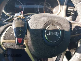 2017 Jeep Cherokee Altitude с VIN 1C4PJLAB0HW507745, выставлен на аукционе IAAI как лот 41360572 с пробегом 102 620 миль миль и . История ставок и продаж доступна на DreamBid. Изображение 11.
