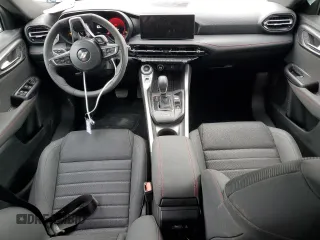 2024 Dodge Hornet R/T с VIN ZACPDFCW7R3A28835, выставлен на аукционе Copart как лот 55566995 с пробегом 28 681 миль миль и На запчасти • Non repairable. История ставок и продаж доступна на DreamBid. Изображение 8.