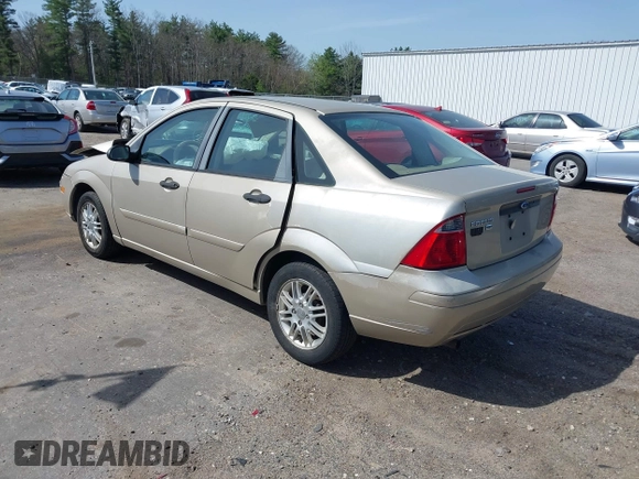 2007 Ford Focus S with VIN 1FAFP34N47W270598, listed as a IAAI auction lot 42133025 with 158,515 mi miles and . Bid and sale history available at carsss.com. Image 3.