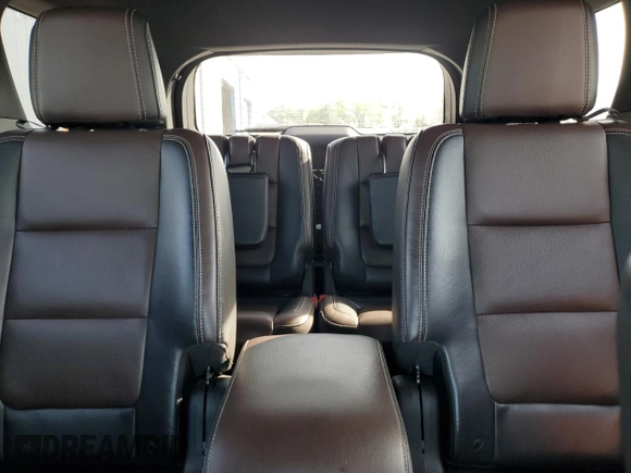 2015 Ford Explorer Sport z VIN 1FM5K8GT9FGC28010, wystawiony jako Copart lot #61634915 z przebiegiem 147 063 mil mil oraz Czysty tytuł • Clean title. Historia ofert i sprzedaży dostępna na DreamBid. Obrazek 10.