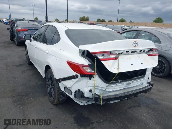 2025 Toyota Camry LE with VIN 4T1DAACK3SU087725, listed as a IAAI auction lot 42067493 with 3,217 mi miles and . Bid and sale history available at DreamBid. Image 3.