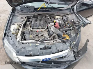 2010 Ford Fusion SE with VIN 3FAHP0HG5AR384834, listed as a IAAI auction lot 41533295 with 124,356 mi miles. Bid and sale history available at carsss.com. Image 10.