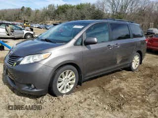 2011 Toyota Sienna XLE with VIN 5TDDK3DC1BS014880, listed as a Copart auction lot 49701135 with 0 mi miles and Clean Title. Bid and sale history available at carsss.com. Image 1.