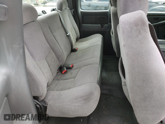 2006 Chevrolet Silverado 1500 Work Truck with VIN 1GCEC19X16Z242674, listed as a Copart auction lot 50414035 with 307,275 mi miles and Salvage Title. Bid and sale history available at carsss.com. Image 10.